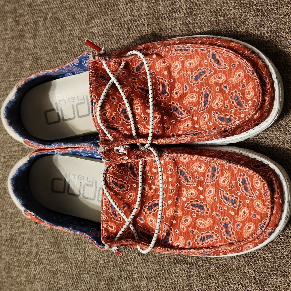 Hey Dude Wendy Bandana Americana, Sz 8